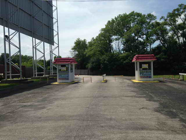 Cascade Drive-In - 2014 Photo (newer photo)